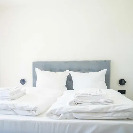 Hotel Johouse Johouse 11 *